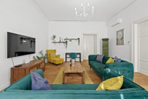 Apartment Augier - Elegant & Spacious - City Centre